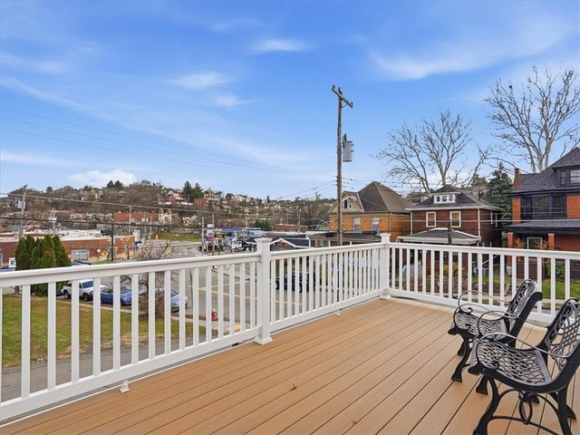 3921 Winterburn Avenue, Greenfield, PA 15207