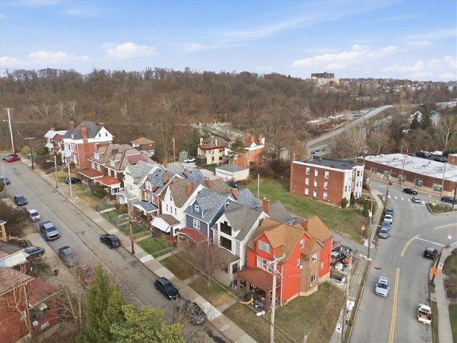 3921 Winterburn Avenue, Greenfield, PA 15207