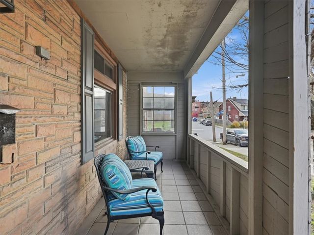 3921 Winterburn Avenue, Greenfield, PA 15207