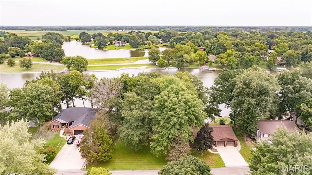 Image 2 of property listing at TBD Biscay Drive, Edwardsville, IL 62025