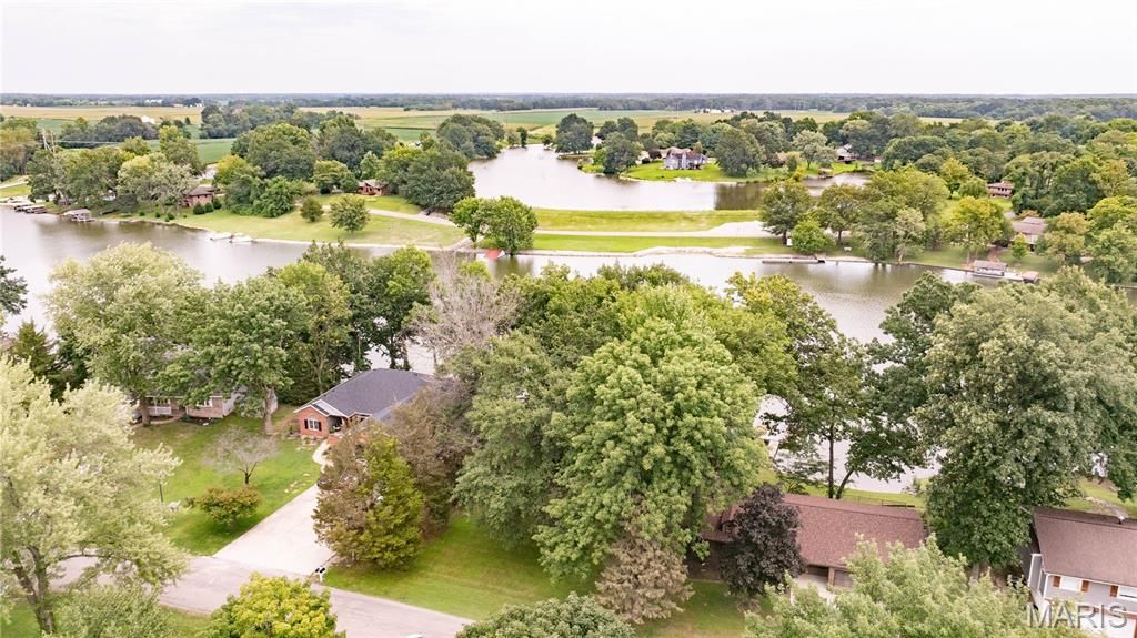 Image 3 of property listing at TBD Biscay Drive, Edwardsville, IL 62025