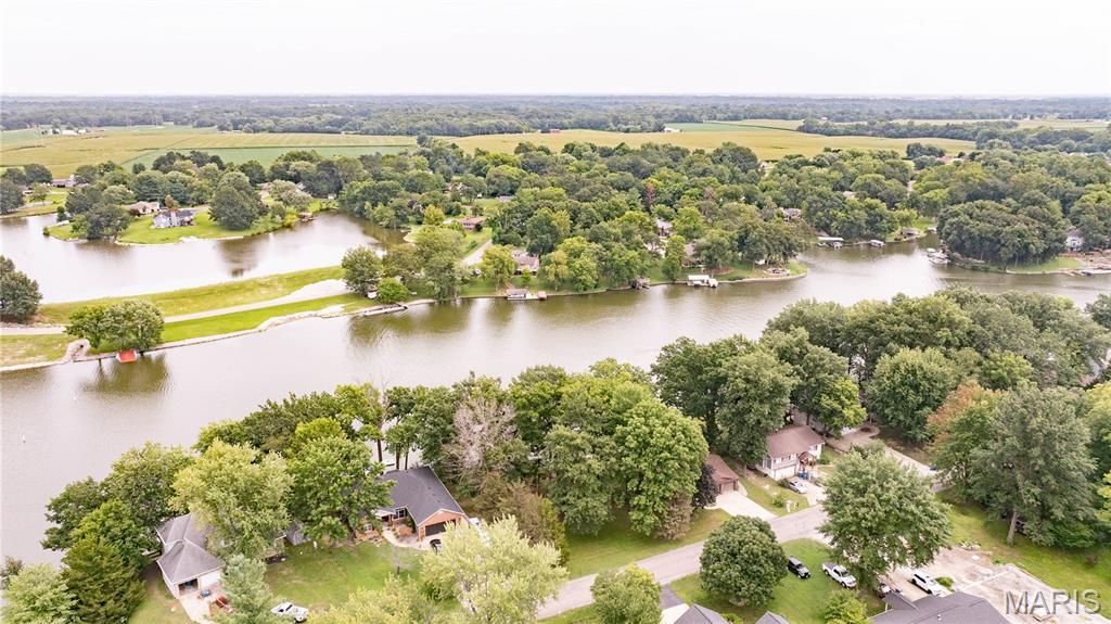 Image 4 of property listing at TBD Biscay Drive, Edwardsville, IL 62025
