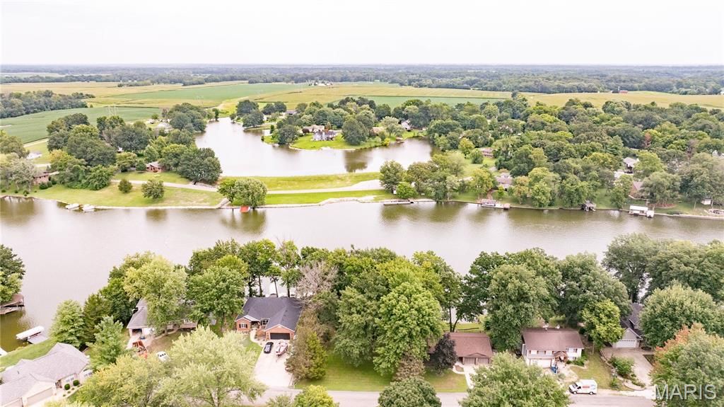 Image 5 of property listing at TBD Biscay Drive, Edwardsville, IL 62025