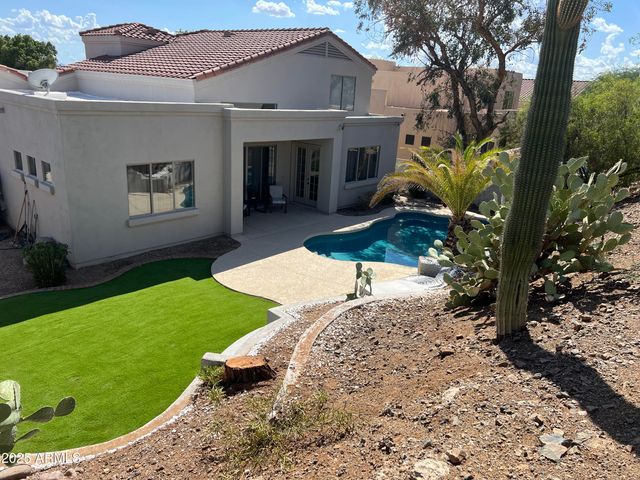 6348 W HILL Lane, Glendale, AZ 85310