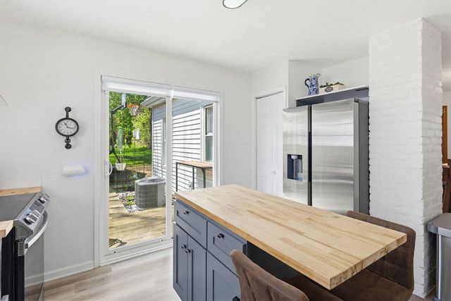 1219 N 85th STREET, Wauwatosa, WI 53226