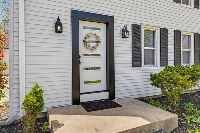 1219 N 85th STREET, Wauwatosa, WI 53226