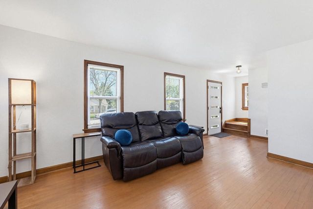 1219 N 85th STREET, Wauwatosa, WI 53226