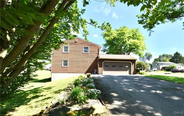 7853 Vernon Road South, Cicero, NY 13039