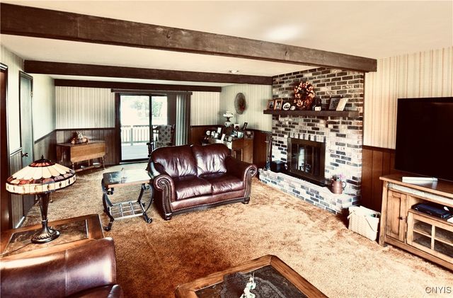 7853 Vernon Road South, Cicero, NY 13039