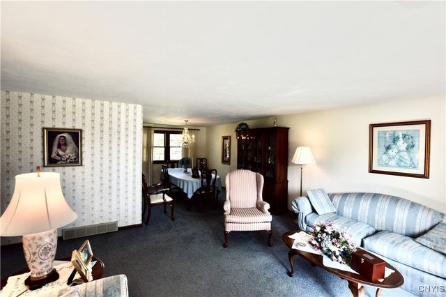 7853 Vernon Road South, Cicero, NY 13039