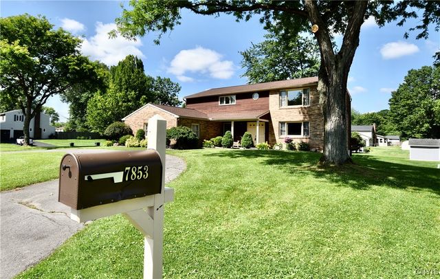7853 Vernon Road South, Cicero, NY 13039