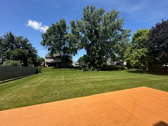 152 CONSTITUTION Drive, Bloomingdale, IL 60108