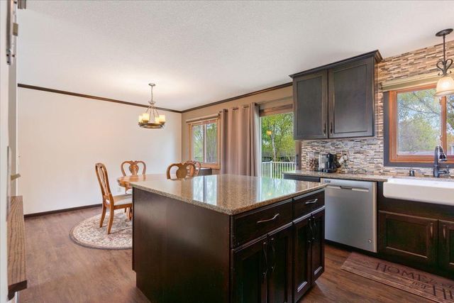 4930 Zealand Avenue N, New Hope, MN 55428