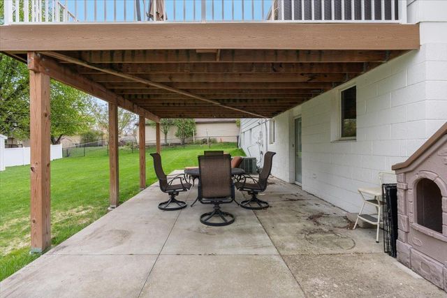 4930 Zealand Avenue N, New Hope, MN 55428