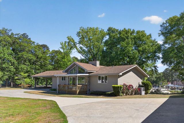138 Lake Marion Lane, Vance, SC 29163