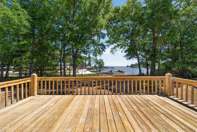 138 Lake Marion Lane, Vance, SC 29163
