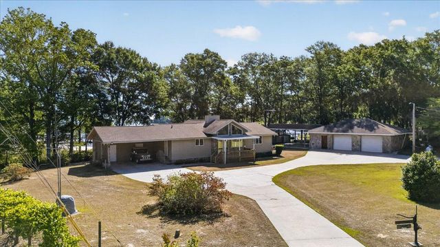 138 Lake Marion Lane, Vance, SC 29163