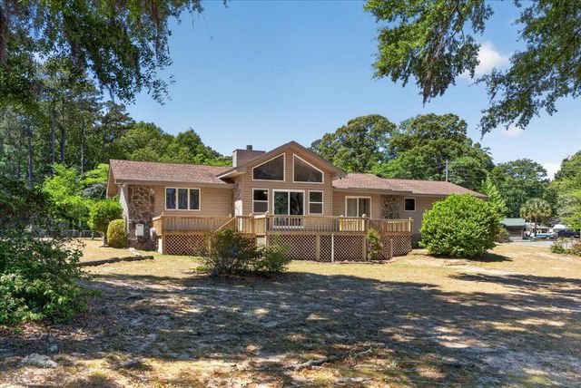 138 Lake Marion Lane, Vance, SC 29163
