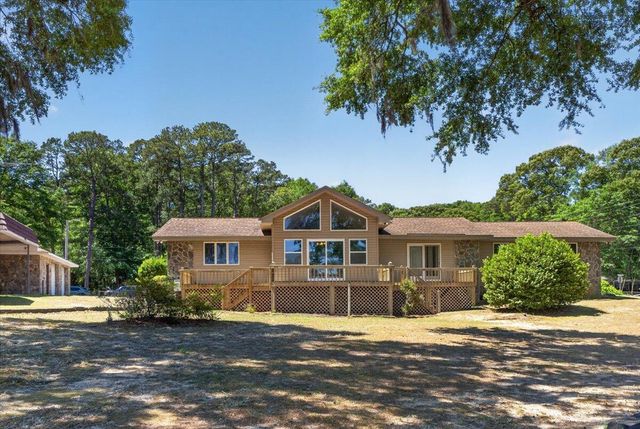 138 Lake Marion Lane, Vance, SC 29163