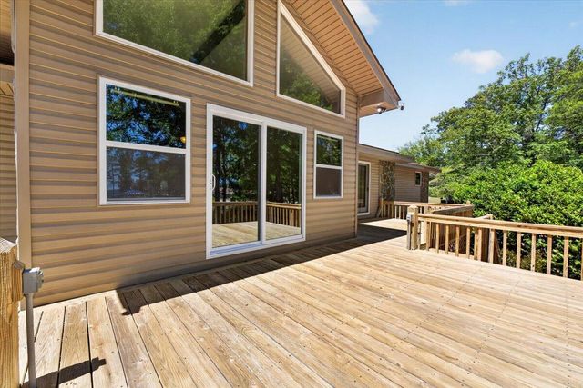 138 Lake Marion Lane, Vance, SC 29163