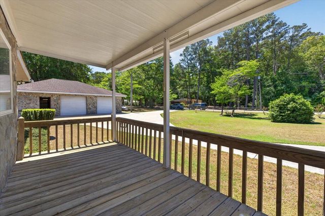 138 Lake Marion Lane, Vance, SC 29163