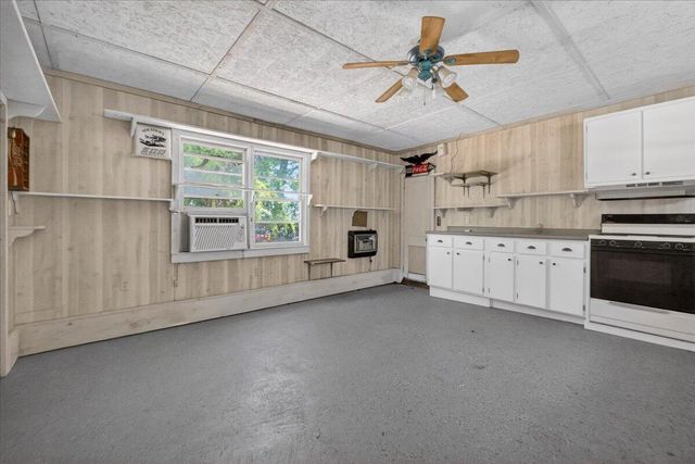 138 Lake Marion Lane, Vance, SC 29163