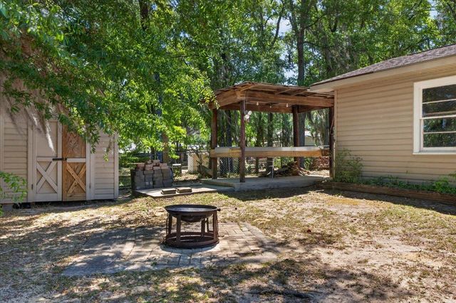 138 Lake Marion Lane, Vance, SC 29163