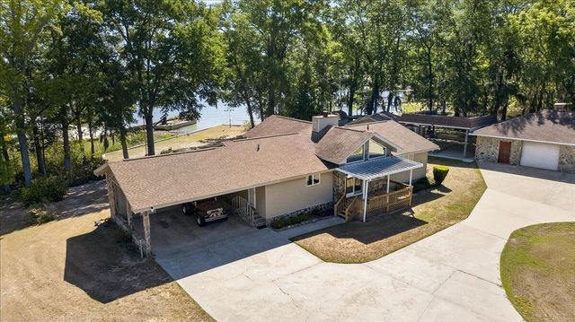 138 Lake Marion Lane, Vance, SC 29163