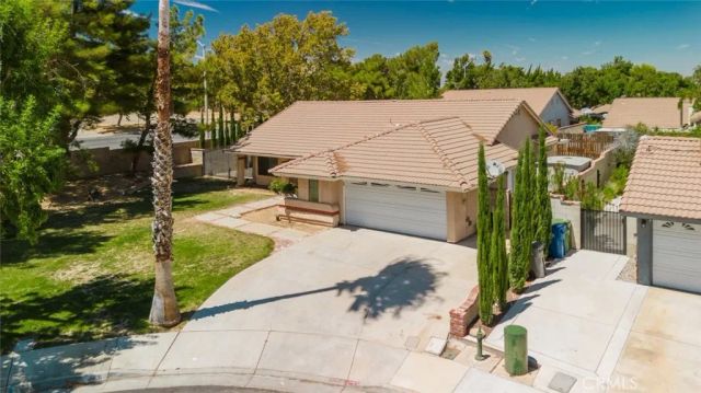 4831 Cocina Lane, Palmdale, CA 93551