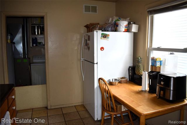 11319 Sherman Avenue, Warren, MI 48089