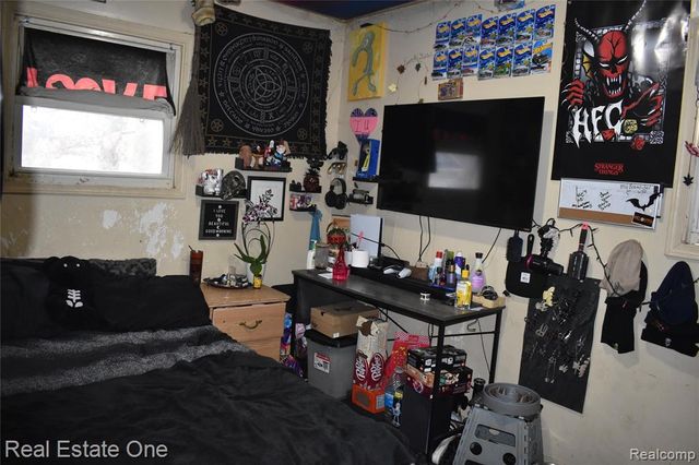 11319 Sherman Avenue, Warren, MI 48089