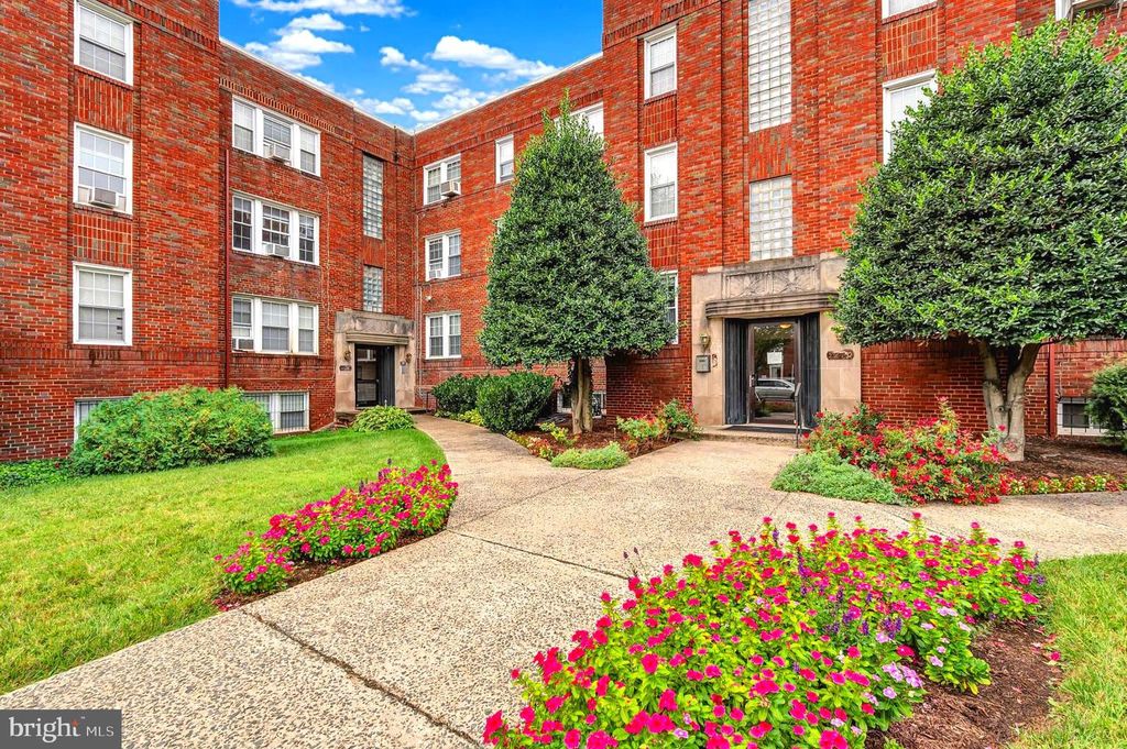 5200 N CAPITOL ST NW #204, Washington, DC 20011