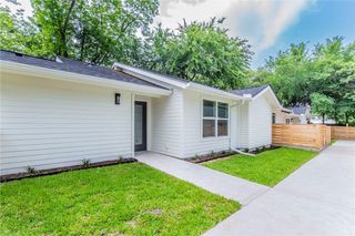 601 E 50th ST A, Austin, TX 78751