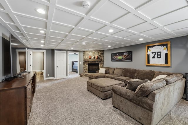 1616 SE Coralberry Drive, Ankeny, IA 50021