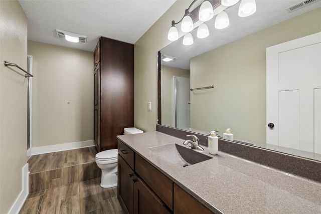 1616 SE Coralberry Drive, Ankeny, IA 50021
