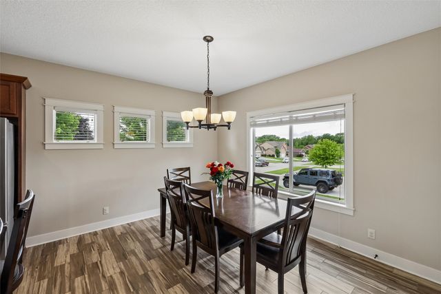 1616 SE Coralberry Drive, Ankeny, IA 50021