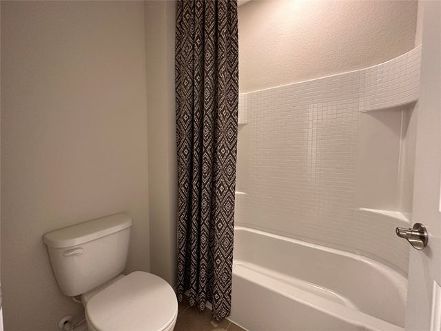 1401 Mesa Crest Drive, Fort Worth, TX 76052