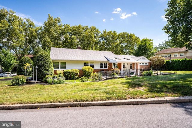 505 SHERWOOD ST, Reading, PA 19607