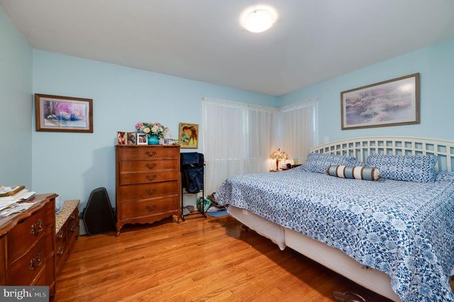 505 SHERWOOD ST, Reading, PA 19607