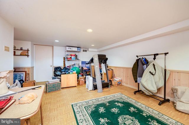 505 SHERWOOD ST, Reading, PA 19607