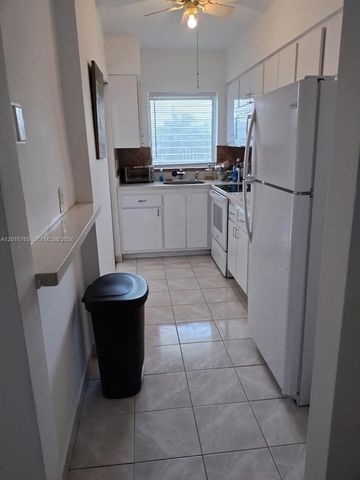 201 NE 14th Ave 10C, Hallandale Beach, FL 33009
