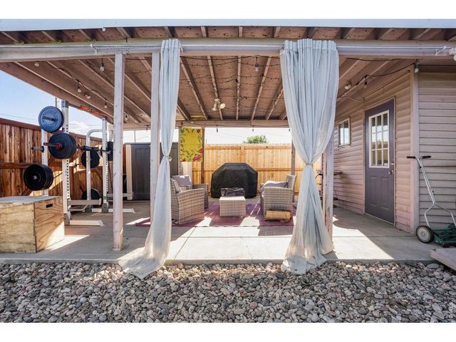 6401 Irving St, Denver, CO 80221