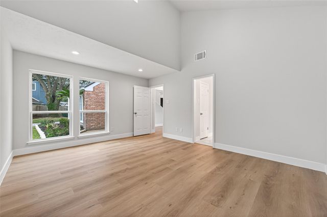 12403 Rockampton Drive, Houston, TX 77031