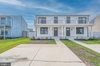 702 LAGOON BLVD #A, Brigantine, NJ 08203