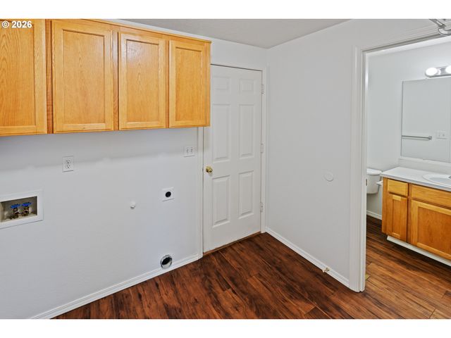 18931 Sw PIKE Ln, Beaverton, OR 97078