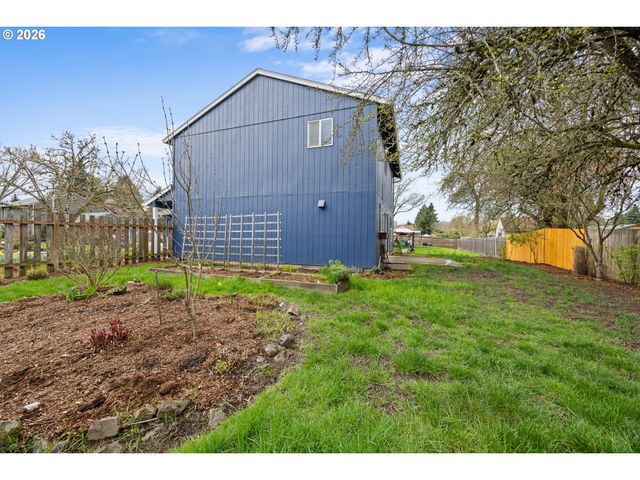 18931 Sw PIKE Ln, Beaverton, OR 97078