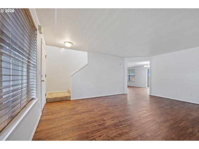 18931 Sw PIKE Ln, Beaverton, OR 97078