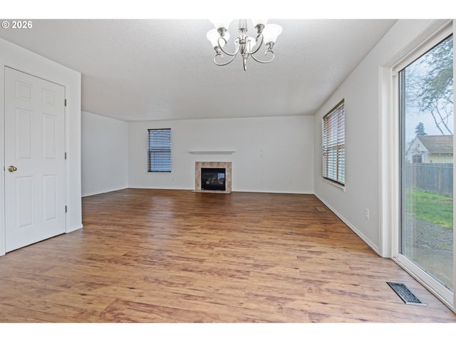 18931 Sw PIKE Ln, Beaverton, OR 97078