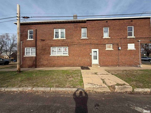 1421 S LIVINGSTON Street, Peoria, IL 61605