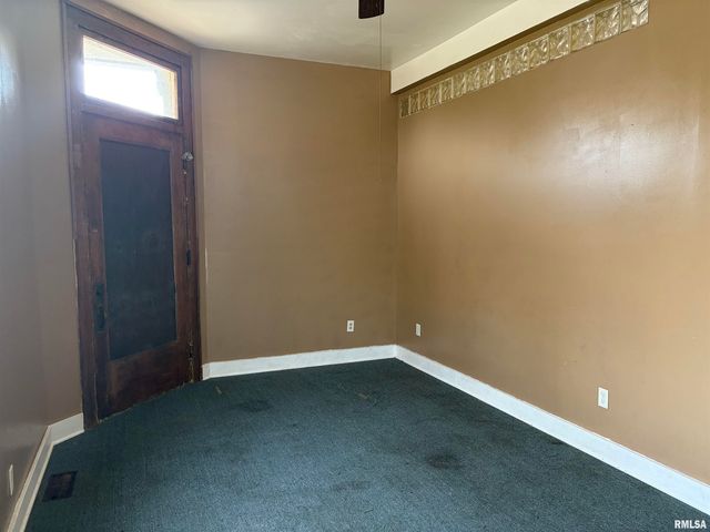 1421 S LIVINGSTON Street, Peoria, IL 61605